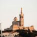 La basilique Notre-Dame de la Garde au sommet de sa colline a Marseille